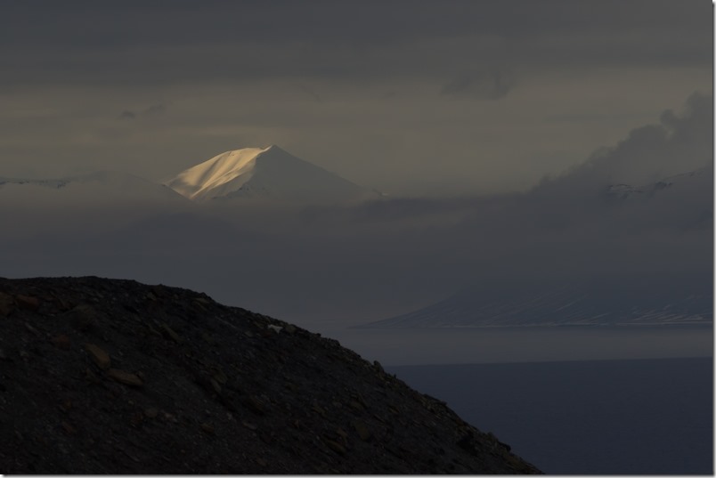 Kullindustri og uberørt natur (1 of 1)